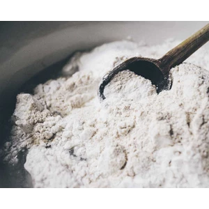Penggunaan Tepung Bubuk Kristal dalam Industri Makanan dan Minuman